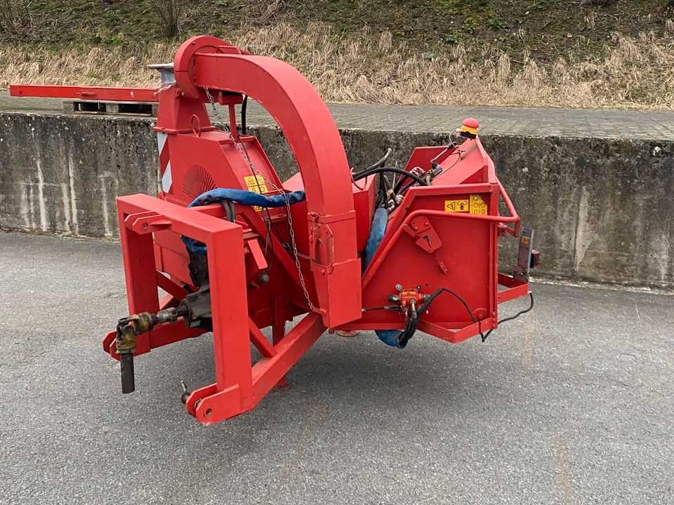 Dücker